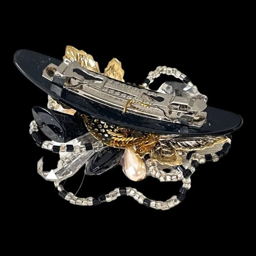 Vintage 90’s Big Bow Beaded Winny Diado Japan Hair Clip